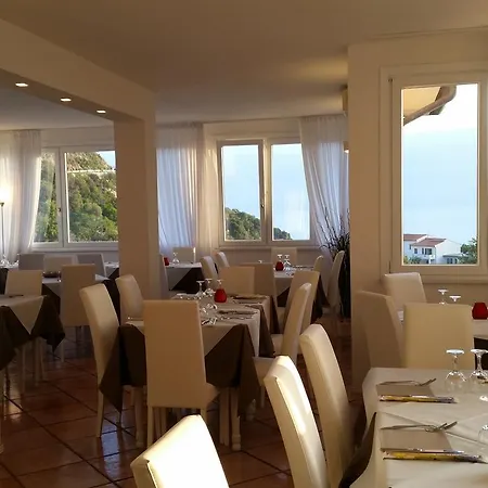 L'ogliera Hotel 3*