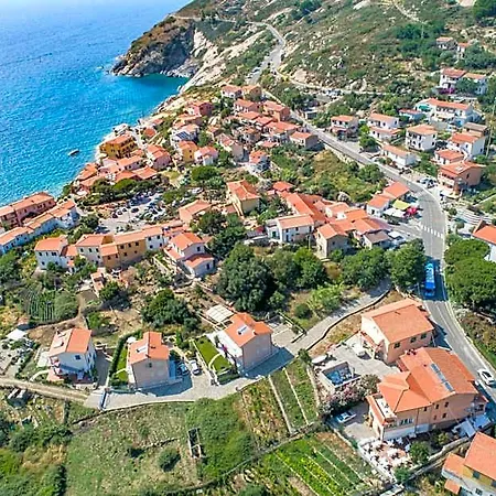L'ogliera Szálloda 3*