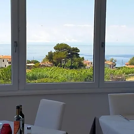 L'ogliera 3*