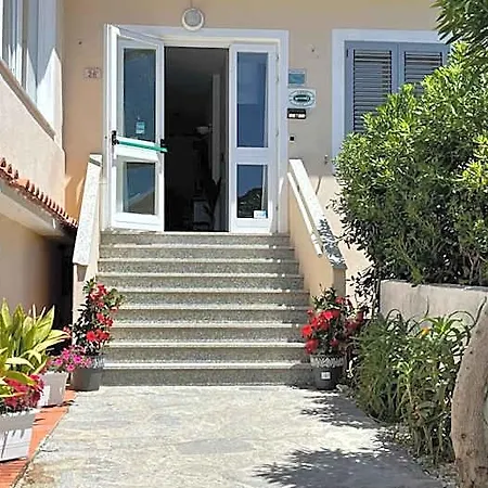 L'ogliera Hotel Pomonte (Livorno)