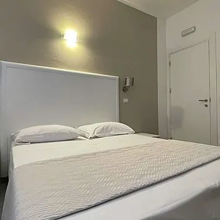 L'ogliera Hotel 3*