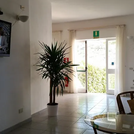 L'ogliera Szálloda 3*