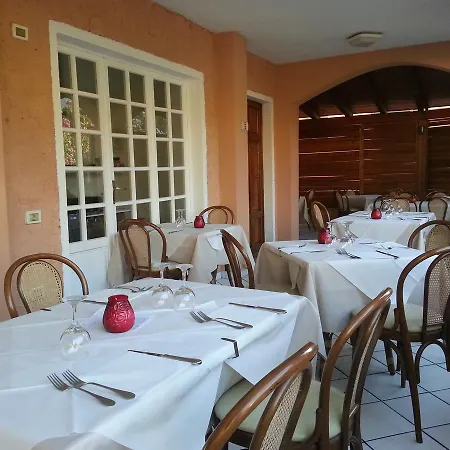 L'ogliera Szálloda Pomonte