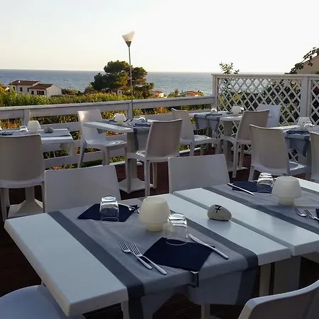 L'ogliera 3* Pomonte (Livorno)