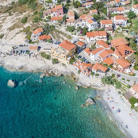 L'ogliera Hotel Pomonte