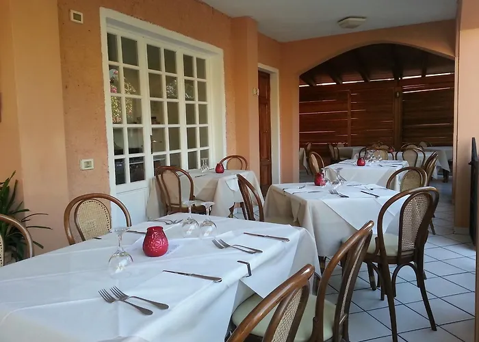 L'ogliera Hotel Pomonte